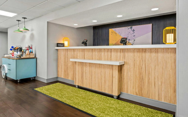 Spark by Hilton Stevensville