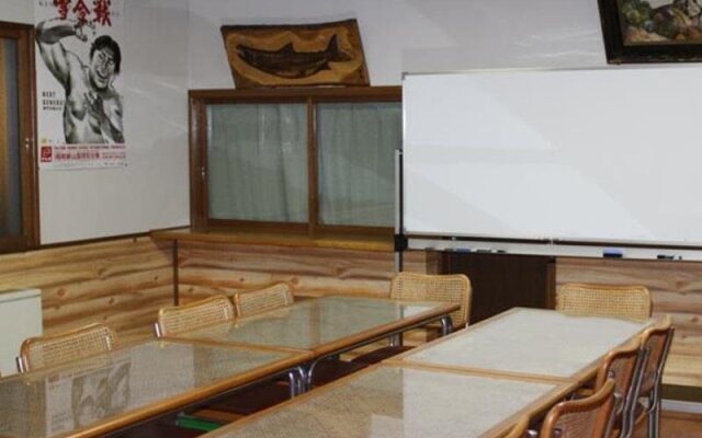 Showa Shinzan Youth Hostel