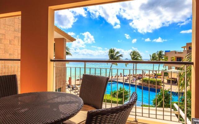 El Faro Oceanfront Apartments