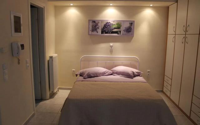 Cozy studio apartment in PIREUS