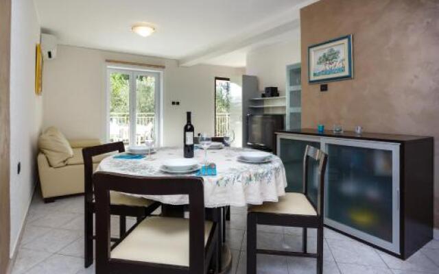 Adria Holiday Home