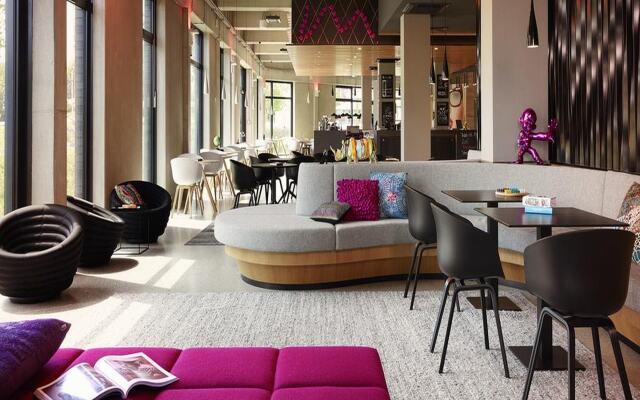 MOXY Frankfurt Eschborn