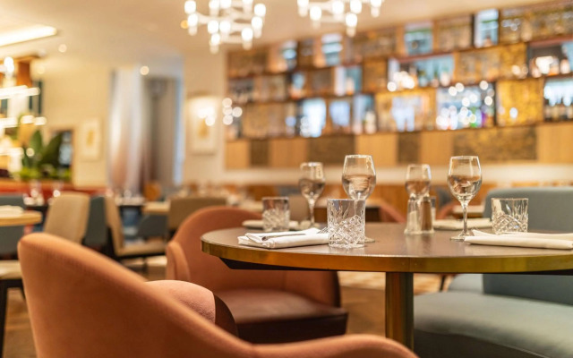 DoubleTree by Hilton London Victoria