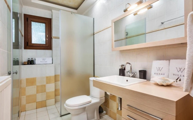 W Villas Halkidiki Deluxe 4 Bedroom Villa Beach Front