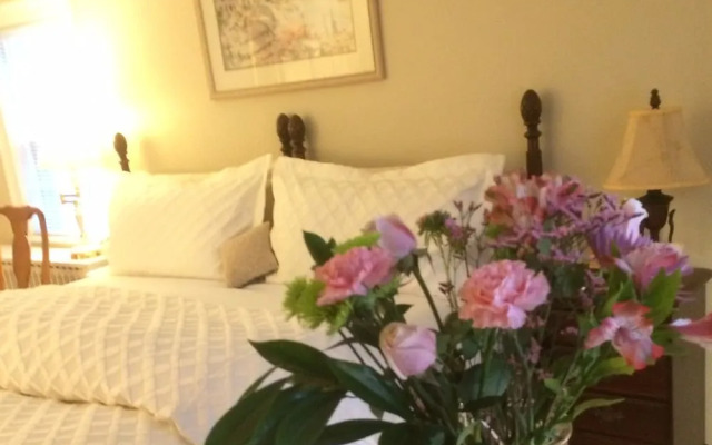 Wellesley Bed and Breakfast