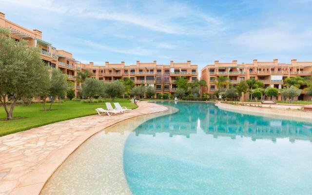 Luxury 3 bedrooms apartment with pool 100MBs wifi