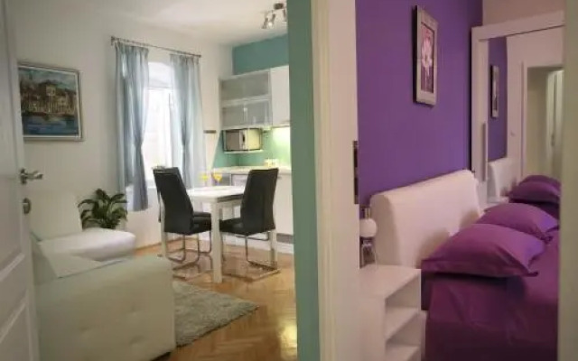 Apartments & Rooms Trogir Stars