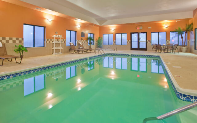 Holiday Inn Express & Suites - O'Fallon /Shiloh by IHG