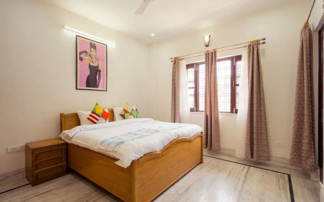 OYO 14074 Home Serene 2BHK Barlowganj