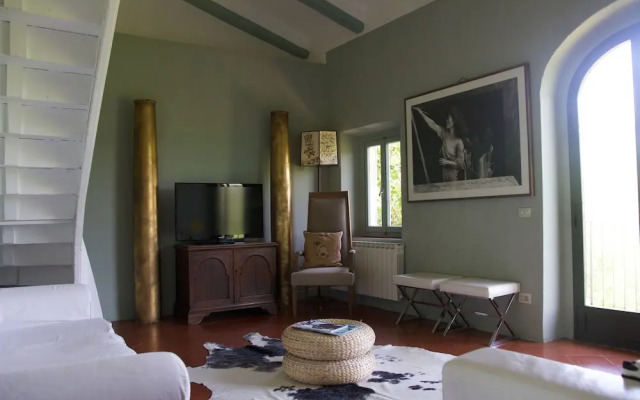 Chianti Yoga - The Tuscan Collection