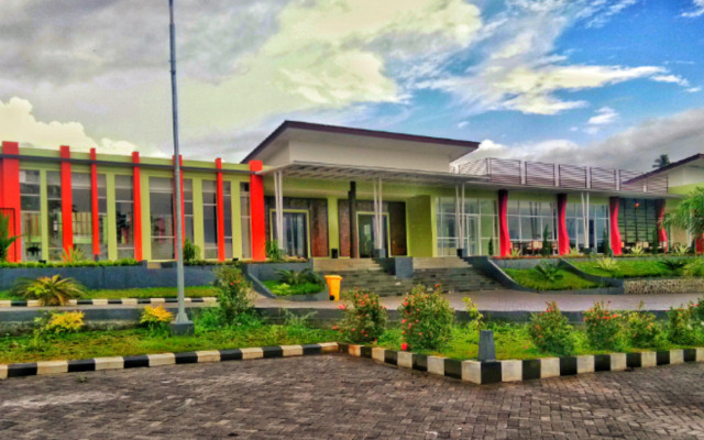 Sutanraja Villa Amurang