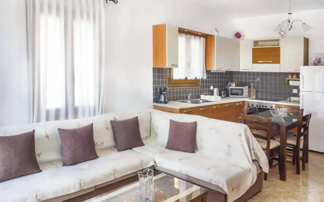 Villa Elena Glysteri