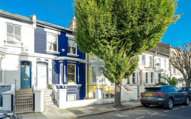 Altido Colorful Apt W/Garden, In Shepherds Bush