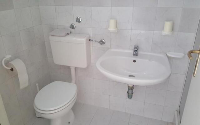 Apartment Bajuti