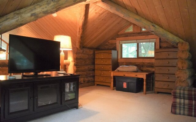 Cascade Log Cabin