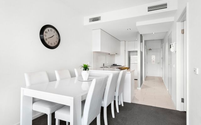 Waterfront Melbourne Apartments
