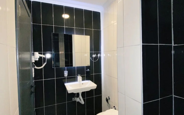 Nefis Hotel City