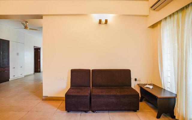 FabHotel Home Tree Service Apartment