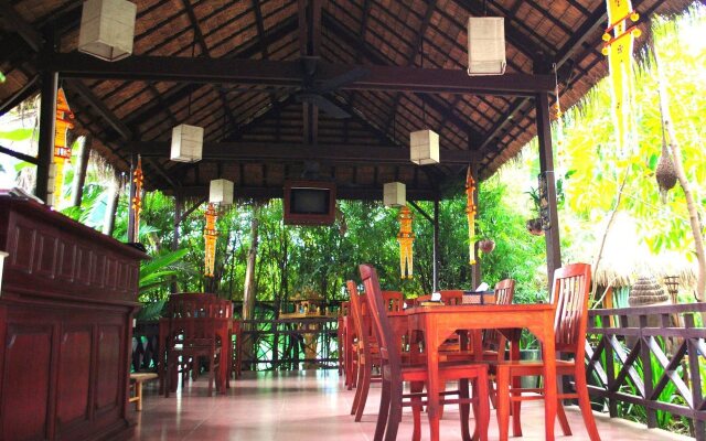 Forest King Hotel