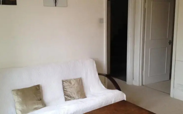 Talgarth Apartment