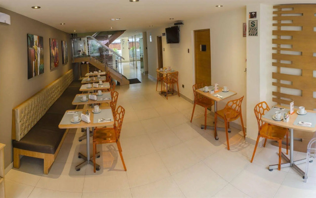 Sm Hotel And Business