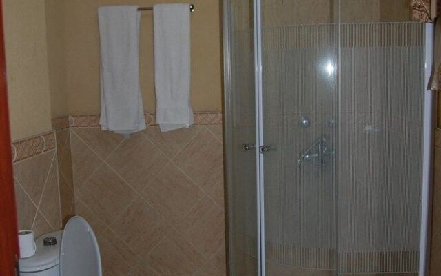 Arusha Center Inn