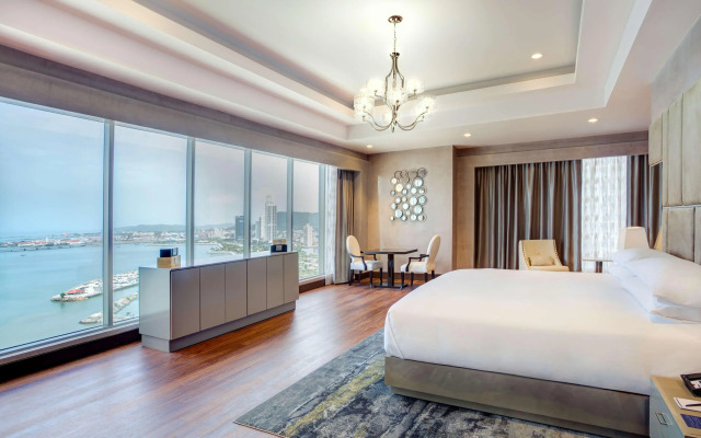 Hilton Panama