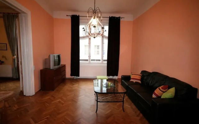 King Apartments | contactless check-in