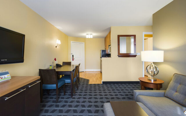 TownePlace Suites Kansas City Overland Park
