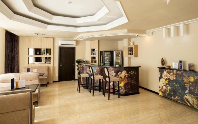 Hotel Alex