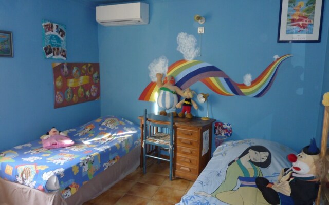 Fa Mille Maison Bleue