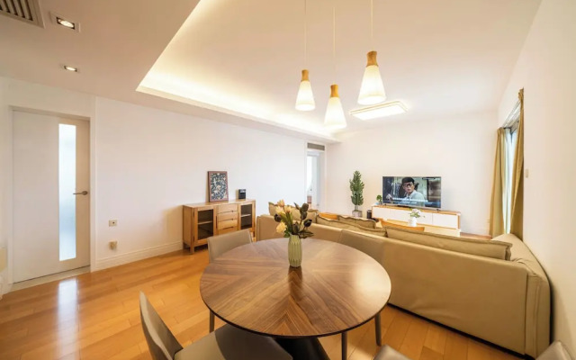 Tyms  3BR 2BA Apt Near Metro