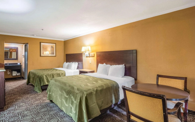 Quality Inn & Suites Ft. Jackson Maingate