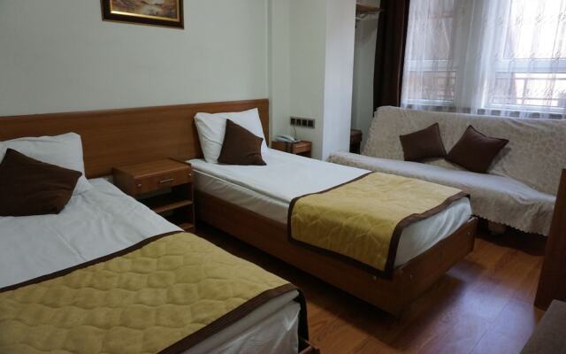 Nora Otel