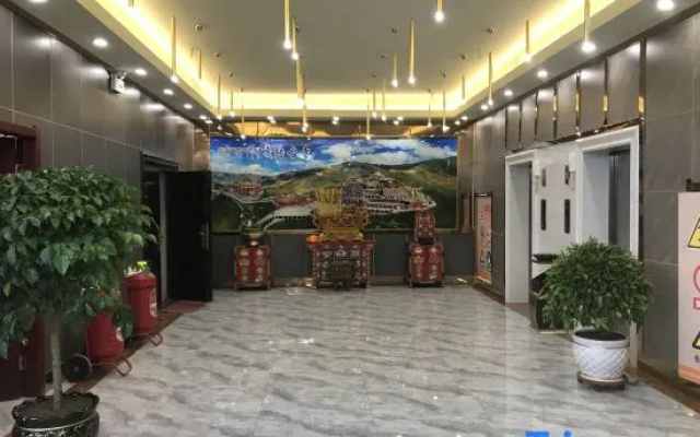 Yushu jiegu temple hotel