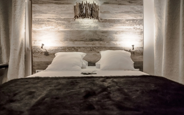 Rock Noir Hôtel & Spa