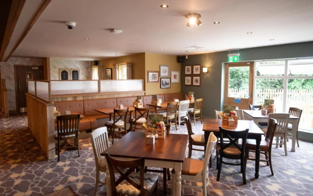 Paisley Pear, Brackley by Marston's Inns