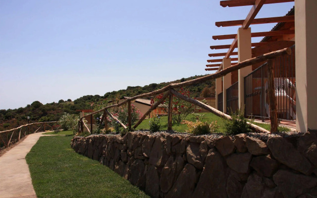 Hotel Pedra Ruja