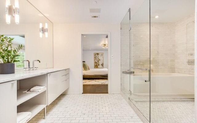 2602 Austin - 5 Br Home