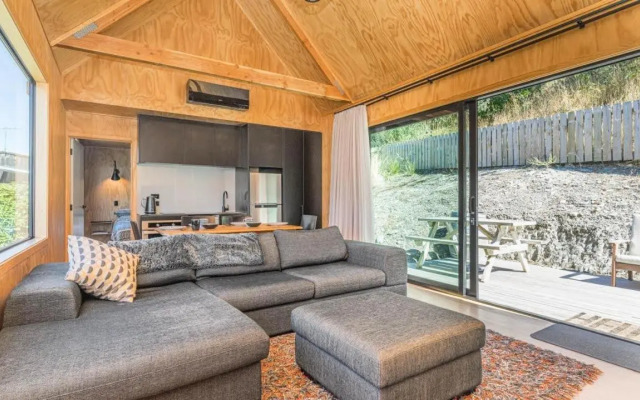 Picture Perfect - Queenstown Holiday Home