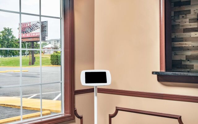 Baymont by Wyndham Commerce GA Near Tanger Outlets Mall