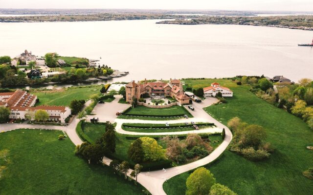 Oceancliff Resort I & II