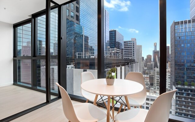 IfStays EQ Tower Apartment