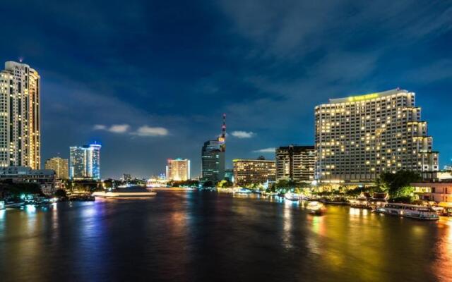 Baan Sathorn River and Pool view