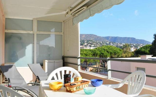 Appartement Le Lavandou, 2 pièces, 4 personnes - FR-1-251-399