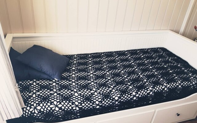 StayPlus 3BR City Apartment With Garden