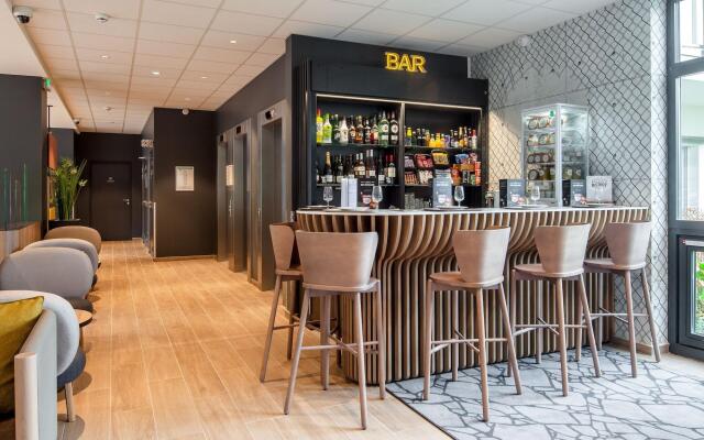 B&B Hotel Paris Meudon Vélizy