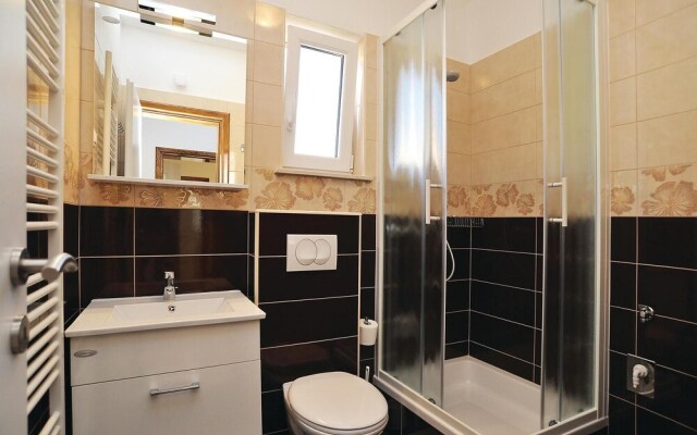 Awesome Home in Pakostane With Wifi and 5 Bedrooms