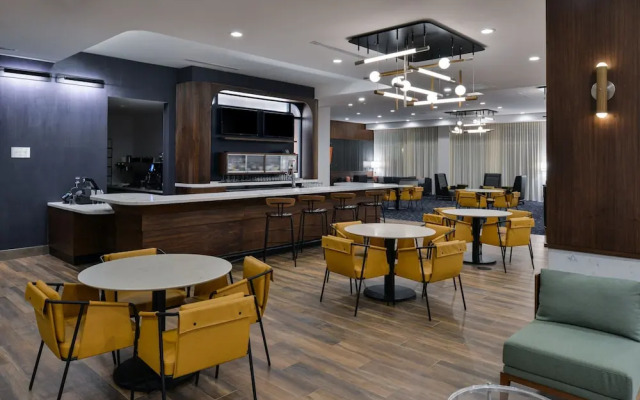Courtyard by Marriott Raleigh Cary/Crossroads