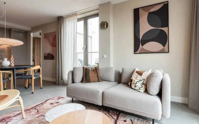 Spacious Apartment in Den Haag With View